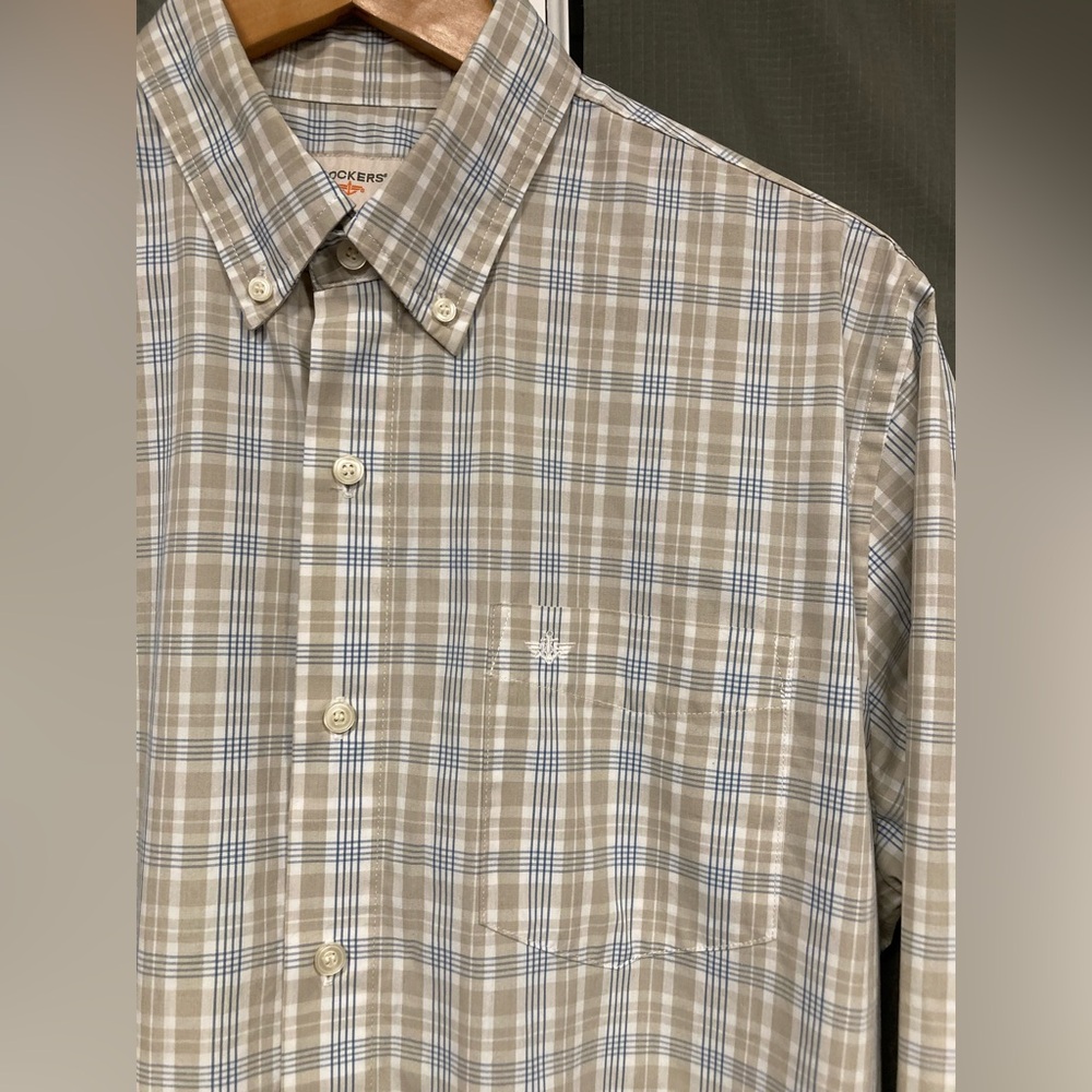Dockers Men’s Tan and Blue Plaid Long Sleeve Button Down Shirt, Size Large
